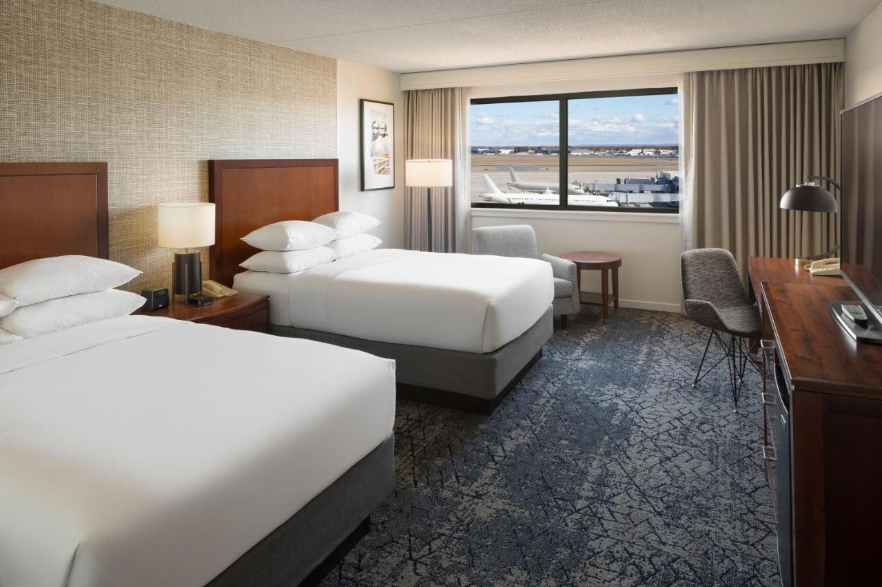 Sheraton Hartford Hotel At Bradley Airport Windsor Locks Exterior photo